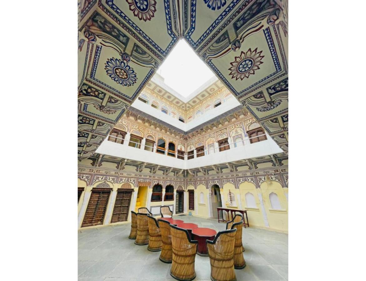 Singhasan Haveli, Mandawa Apartment ภายนอก รูปภาพ