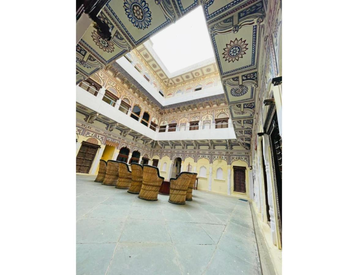 Singhasan Haveli, Mandawa Apartment ภายนอก รูปภาพ