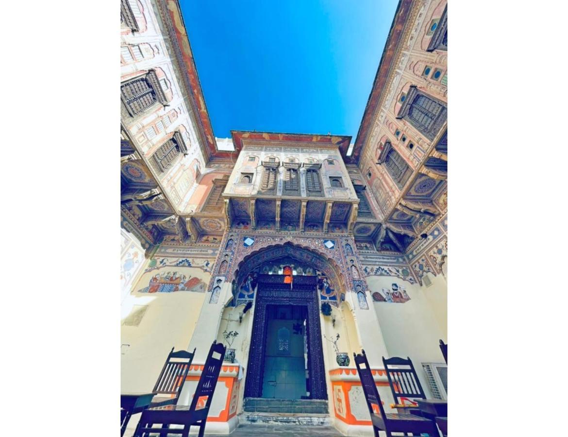 Singhasan Haveli, Mandawa Apartment ภายนอก รูปภาพ