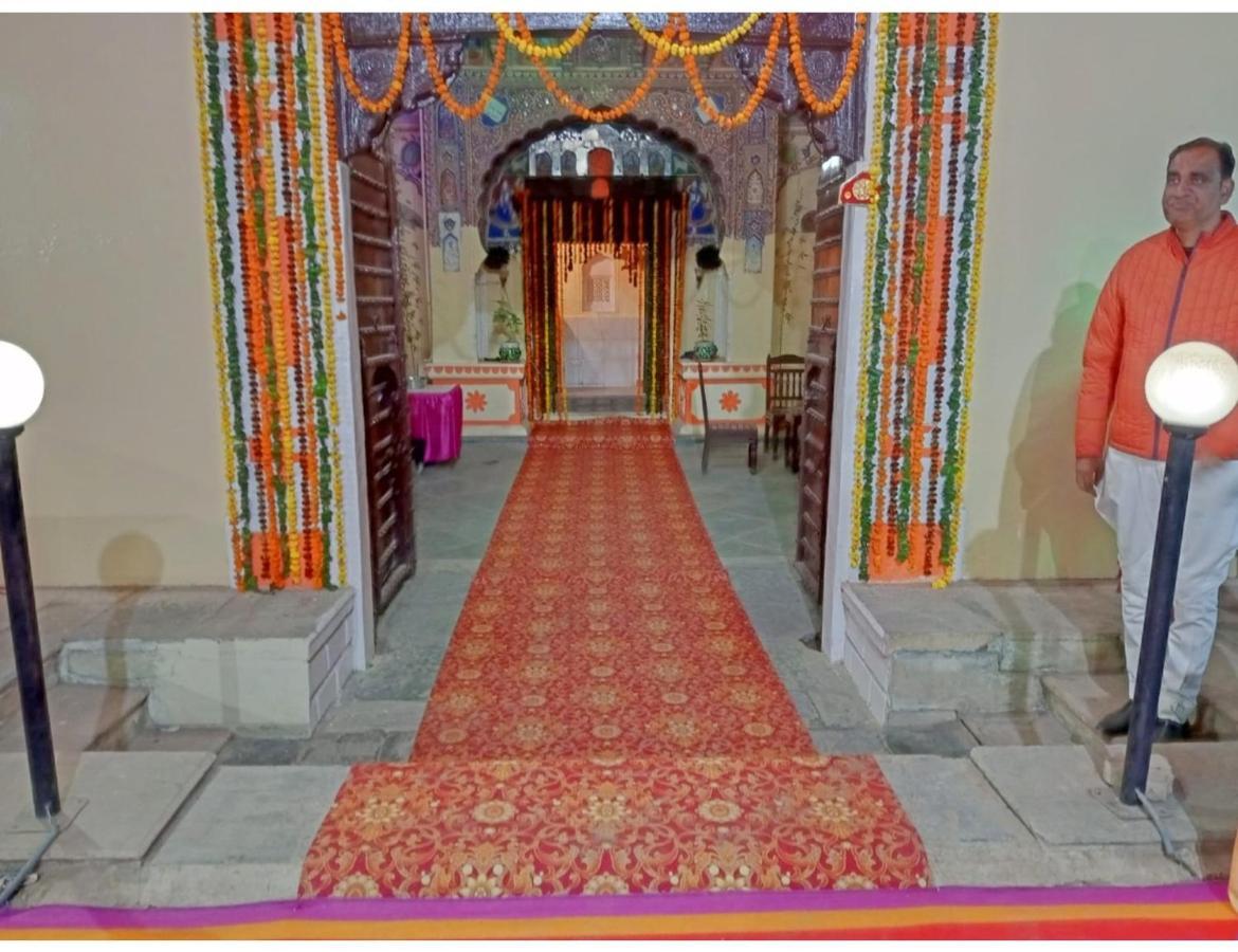 Singhasan Haveli, Mandawa Apartment ภายนอก รูปภาพ